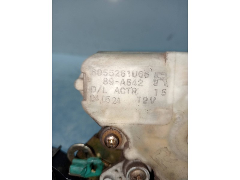 Recambio de motor cierre centralizado delantero derecho para nissan almera tino (v10m) 1.8 16v cat referencia OEM IAM 8055261U66
