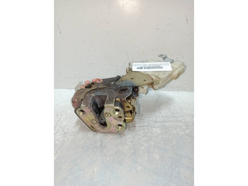 Recambio de motor cierre centralizado trasero izquierdo para nissan almera (n16/e) 2.2 dci diesel cat referencia OEM IAM   5P