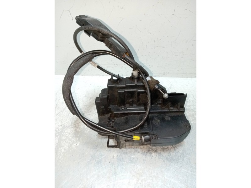 Recambio de motor cierre centralizado delantero derecho para nissan micra (k12e) 1.2 cat referencia OEM IAM  5P 5P