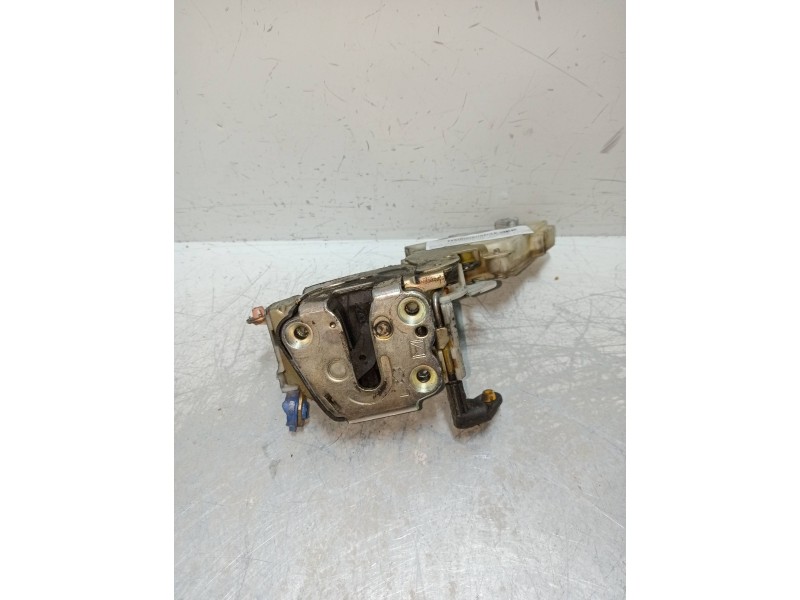 Recambio de motor cierre centralizado delantero izquierdo para nissan almera tino (v10m) 2.2 dci diesel cat referencia OEM IAM  