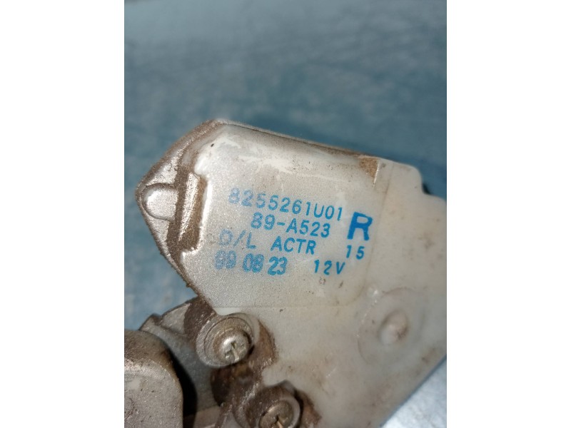 Recambio de motor cierre centralizado trasero derecho para nissan almera (n15) gx referencia OEM IAM 8255261U01  