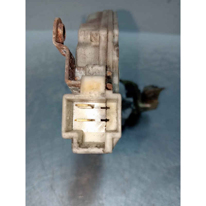 Recambio de motor cierre centralizado trasero izquierdo para nissan almera tino (v10m) 2.2 dci diesel cat referencia OEM IAM 825