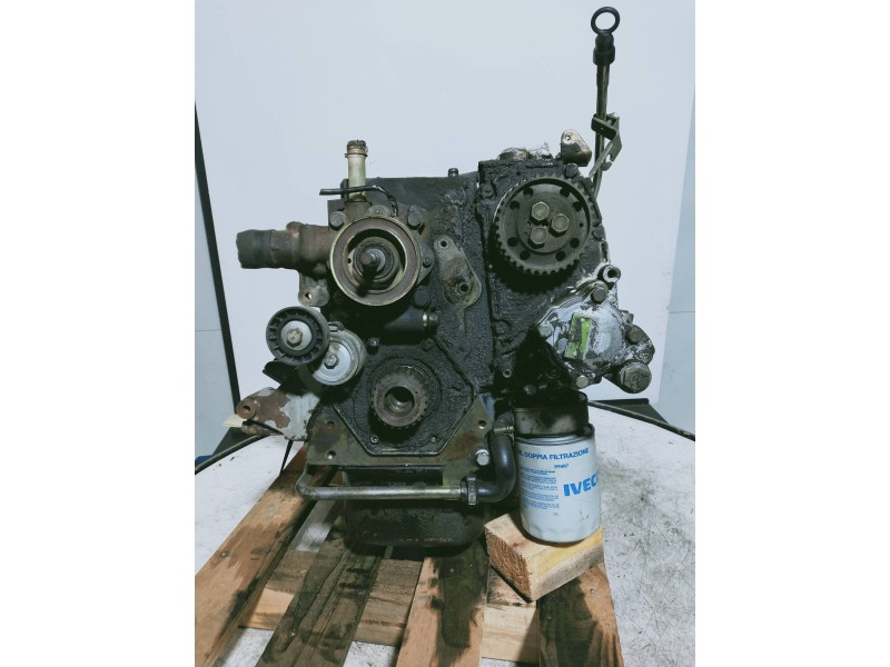 Recambio de despiece motor para iveco daily caja abierta / volquete 2.8 diesel cat referencia OEM IAM 814043C 3090749 