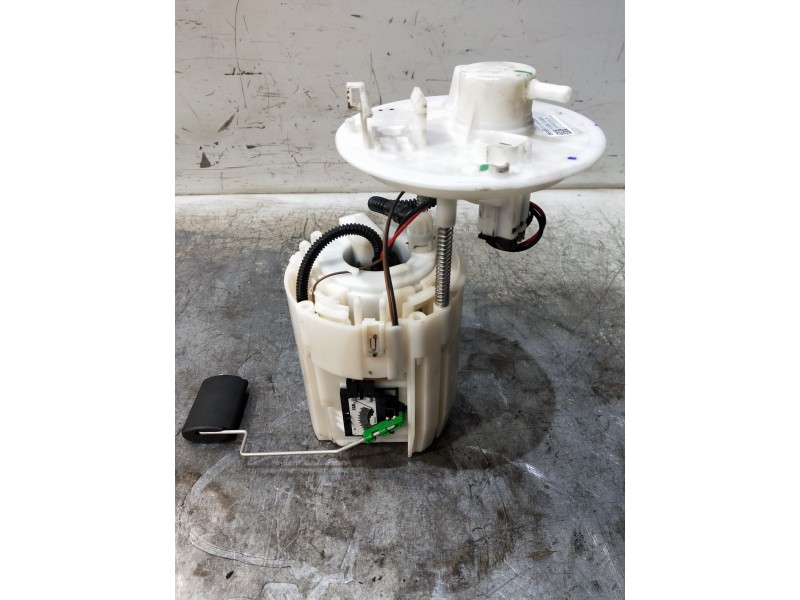 Recambio de bomba combustible para kia rio (yb) 1.2 cat referencia OEM IAM 31110H8300 1000G56550 