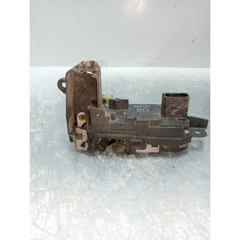 Recambio de motor cierre centralizado delantero derecho para opel astra gtc cosmo referencia OEM IAM 13210749 3P 3P