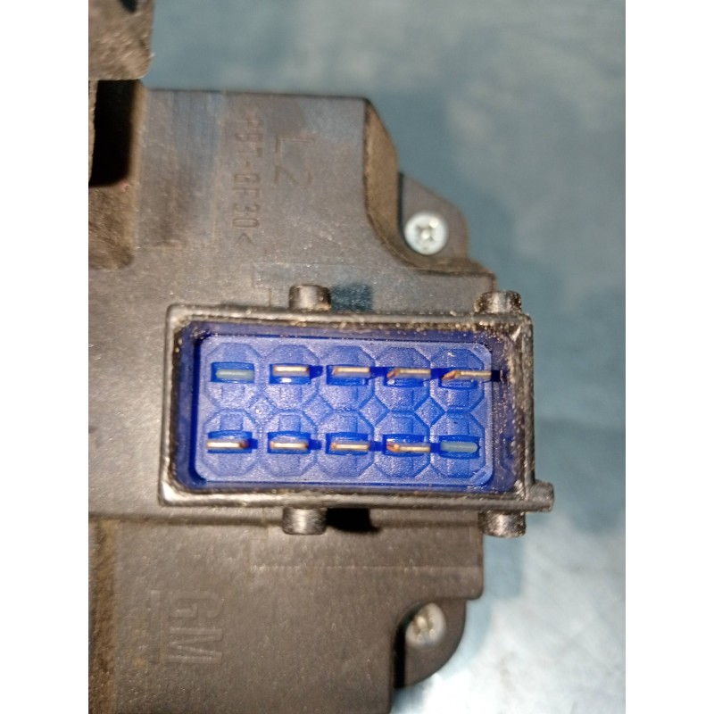 Recambio de motor cierre centralizado delantero derecho para opel corsa c club referencia OEM IAM 24434884  3P