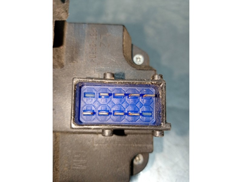 Recambio de motor cierre centralizado delantero derecho para opel corsa c club referencia OEM IAM 24434884  3P