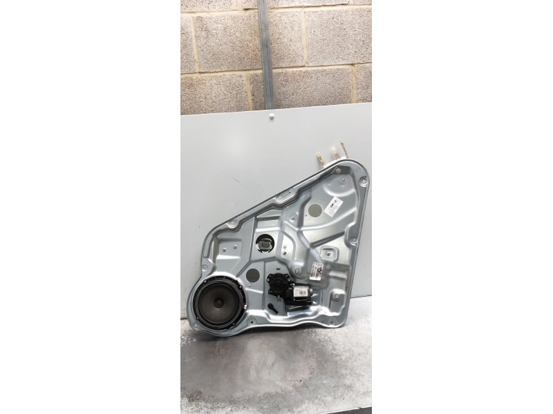 Recambio de elevalunas trasero izquierdo para kia cee´d emotion referencia OEM IAM 834701H020  5P