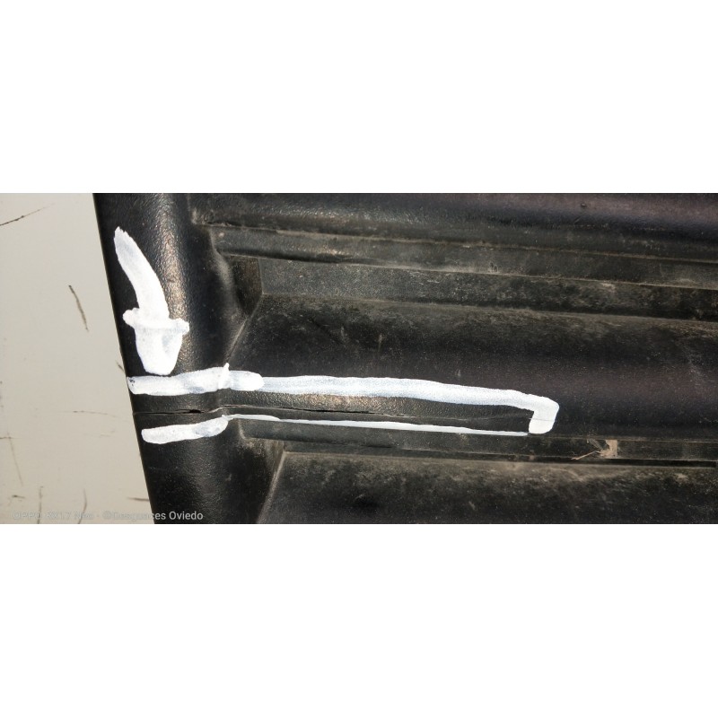 Recambio de rejilla delantera para volkswagen lt caja cerrada / combi (mod. 1997) lt 35 caja cerrada referencia OEM IAM   