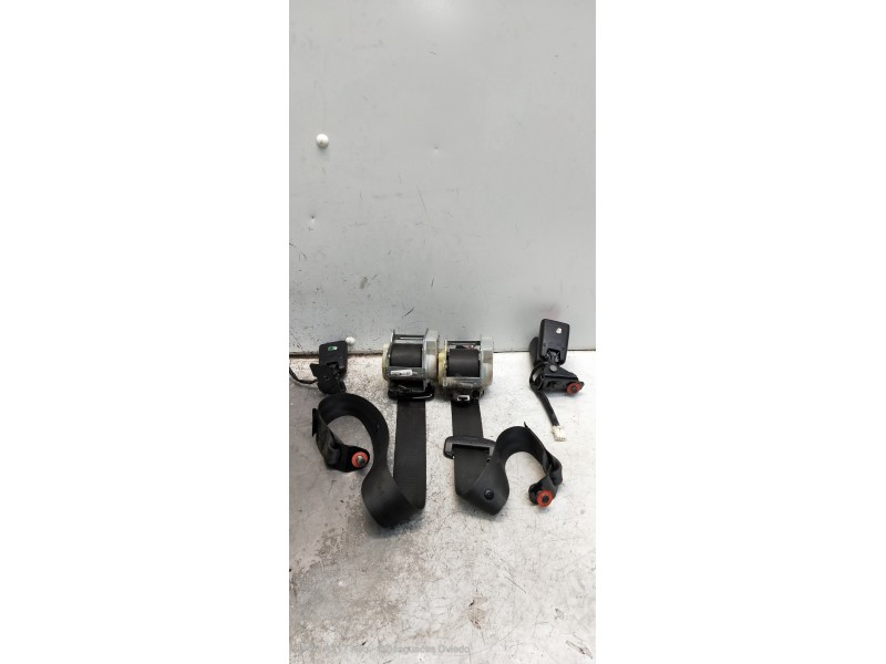 Recambio de juego cinturones trasero para kia cee´d emotion referencia OEM IAM   