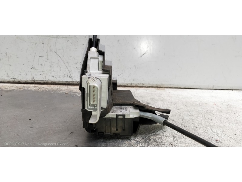 Recambio de motor cierre centralizado delantero izquierdo para citroen c4 berlina lx referencia OEM IAM 96834165  