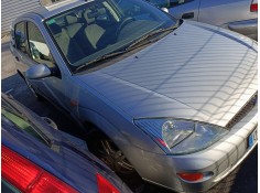 ford focus berlina (cak) del año 2001