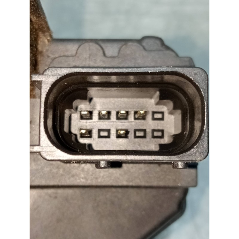 Recambio de motor cierre centralizado trasero izquierdo para opel astra j lim. cosmo referencia OEM IAM 13578024  5P