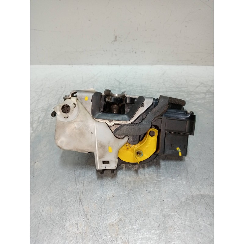 Recambio de motor cierre centralizado delantero izquierdo para opel astra j lim. cosmo referencia OEM IAM 13577983 5P 5P