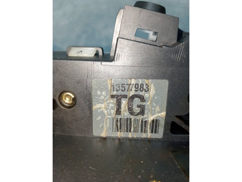 Recambio de motor cierre centralizado delantero izquierdo para opel astra j lim. cosmo referencia OEM IAM 13577983 5P 5P