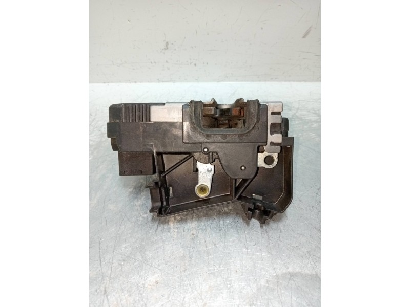 Recambio de motor cierre centralizado delantero derecho para opel astra g coupé referencia OEM IAM 14261Z00  2P