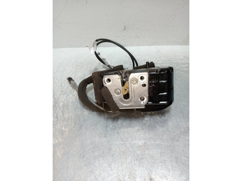 Recambio de motor cierre centralizado trasero izquierdo para nissan tiida (c11x/sc11x) acenta referencia OEM IAM   5P