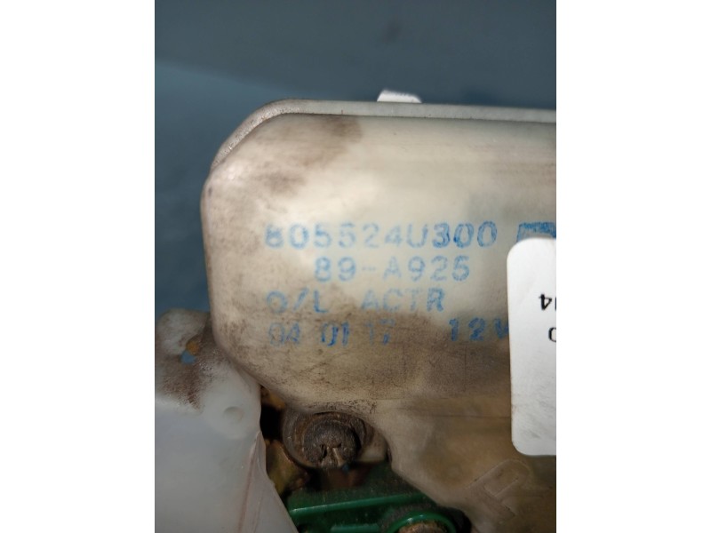 Recambio de motor cierre centralizado trasero derecho para nissan x-trail (t30) comfort referencia OEM IAM 805524U300  5P