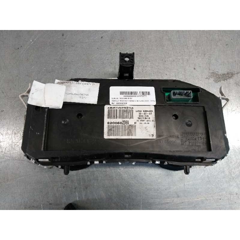 Recambio de cuadro instrumentos para renault megane ii classic berlina 2.0 dci diesel cat referencia OEM IAM 8200602369F  