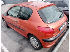 peugeot 206 berlina del año 2001 2