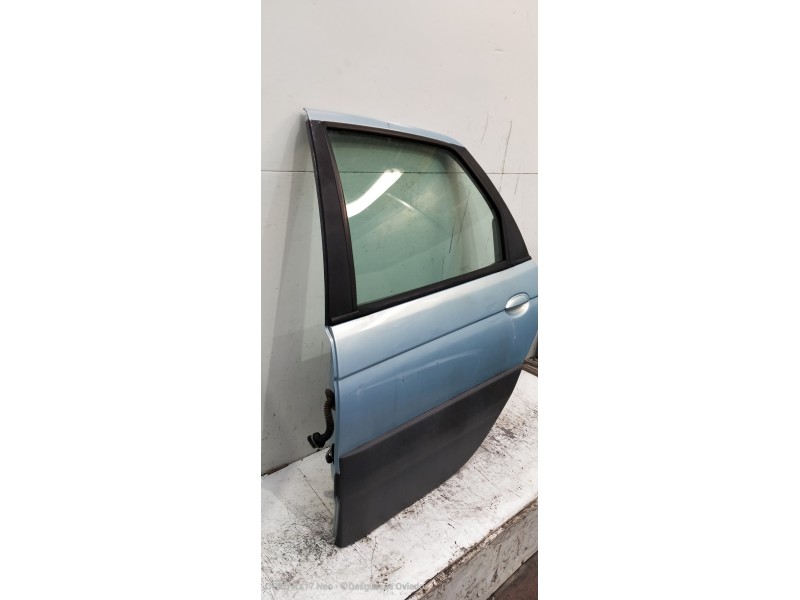 Recambio de puerta trasera izquierda para renault scenic rx4 (ja0) 1.9 dci referencia OEM IAM   5P