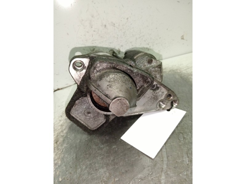 Recambio de motor arranque para renault megane iii berlina 5 p dynamique referencia OEM IAM 233007970R  