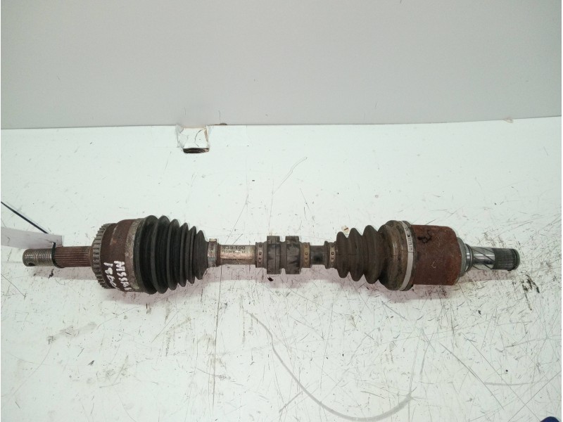 Recambio de transmision delantera izquierda para nissan primera berlina (p12) acenta referencia OEM IAM 439100 EK 