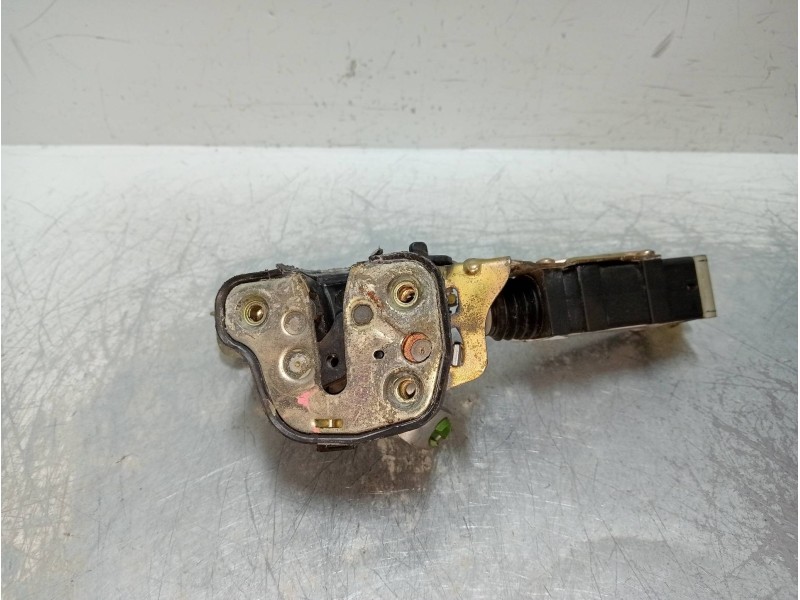 Recambio de motor cierre centralizado trasero izquierdo para opel omega b elegance berlina referencia OEM IAM 24425288  4P