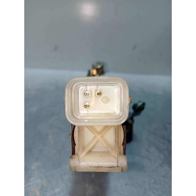 Recambio de motor cierre centralizado trasero izquierdo para opel omega b elegance berlina referencia OEM IAM 24425288  4P