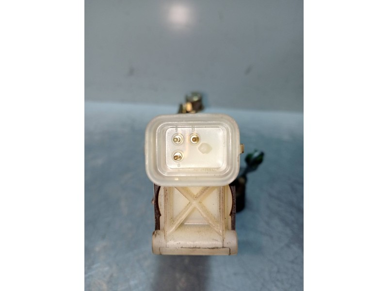 Recambio de motor cierre centralizado trasero izquierdo para opel omega b elegance berlina referencia OEM IAM 24425288  4P