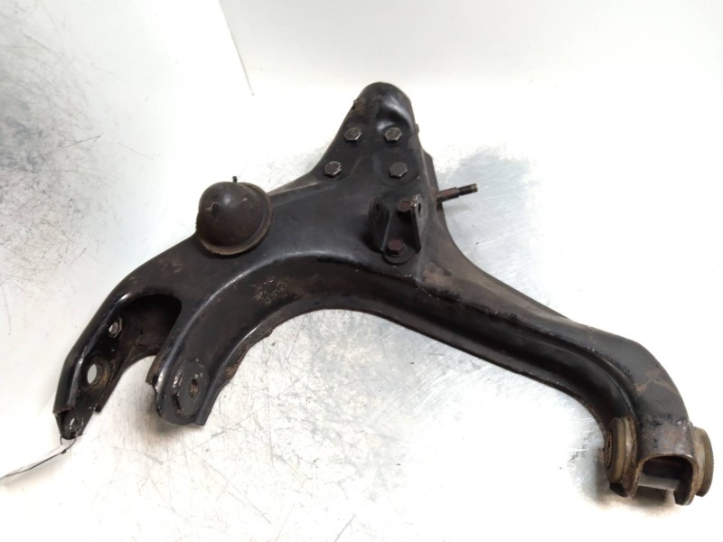 Recambio de brazo suspension inferior delantero izquierdo para mitsubishi montero (v20/v40) 2.5 turbodiesel referencia OEM IAM  
