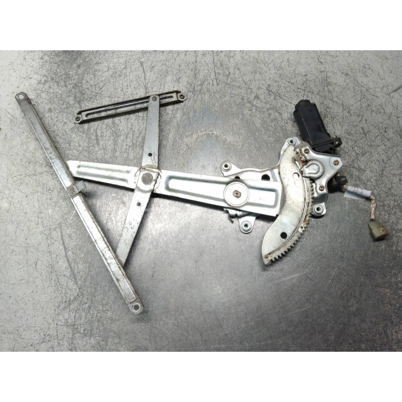 Recambio de elevalunas delantero derecho para toyota corolla 1.6 referencia OEM IAM 8571012060 0621002670 5P