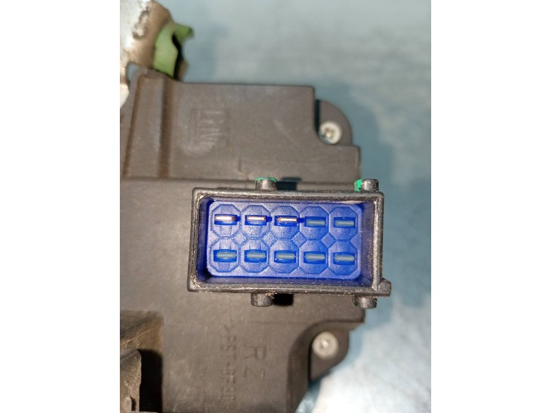 Recambio de motor cierre centralizado delantero derecho para opel meriva 1.7 16v cdti referencia OEM IAM 13154792  5P