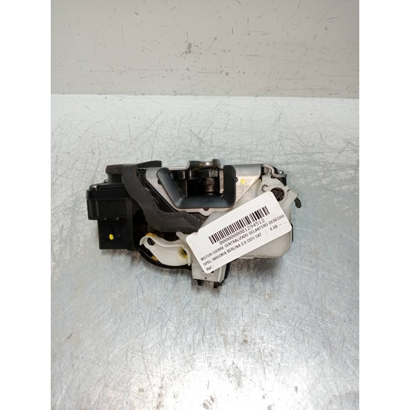 Recambio de motor cierre centralizado delantero derecho para opel insignia berlina 2.0 cdti cat referencia OEM IAM 13577984  4P