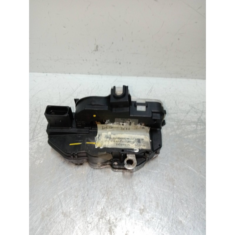 Recambio de motor cierre centralizado delantero derecho para opel insignia berlina 2.0 cdti cat referencia OEM IAM 13577984  4P