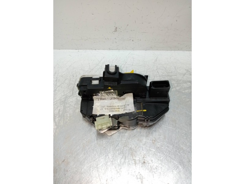 Recambio de motor cierre centralizado trasero izquierdo para opel insignia berlina 2.0 cdti cat referencia OEM IAM 13578024  4P