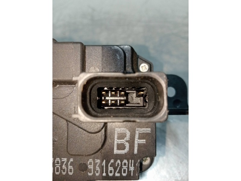 Recambio de motor cierre centralizado delantero izquierdo para opel tigra twin top 1.3 16v cdti cat (z 13 dt / ln9) referencia O