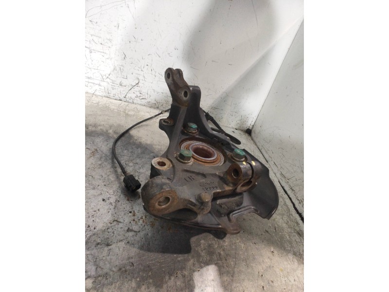 Recambio de mangueta delantera izquierda para kia carnival 2.9 crdi cat referencia OEM IAM   