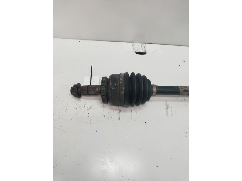 Recambio de transmision delantera izquierda para kia carnival ii 2.9 cdri executive referencia OEM IAM   