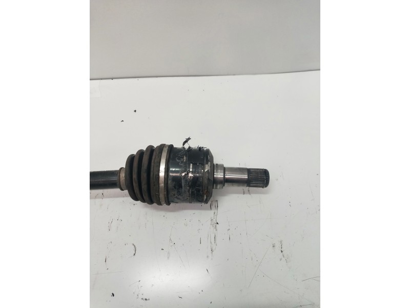 Recambio de transmision delantera izquierda para kia carnival ii 2.9 cdri executive referencia OEM IAM   