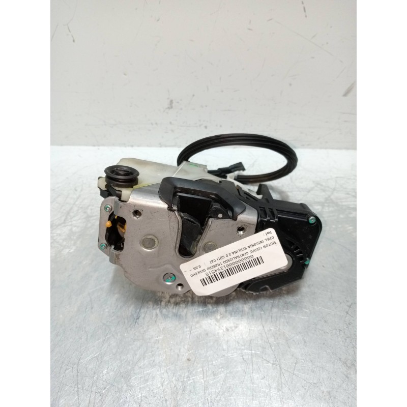 Recambio de motor cierre centralizado trasero derecho para opel insignia berlina 2.0 cdti cat referencia OEM IAM 13503178  5P