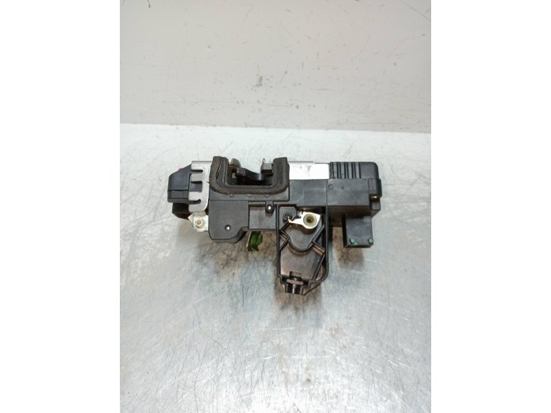 Recambio de motor cierre centralizado trasero izquierdo para opel meriva enjoy referencia OEM IAM 13154793  5P