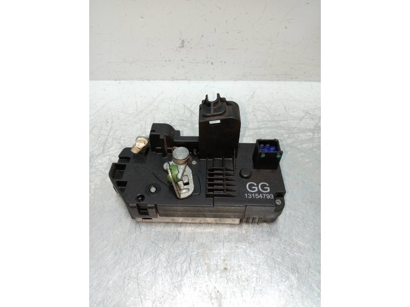 Recambio de motor cierre centralizado trasero izquierdo para opel meriva enjoy referencia OEM IAM 13154793  5P