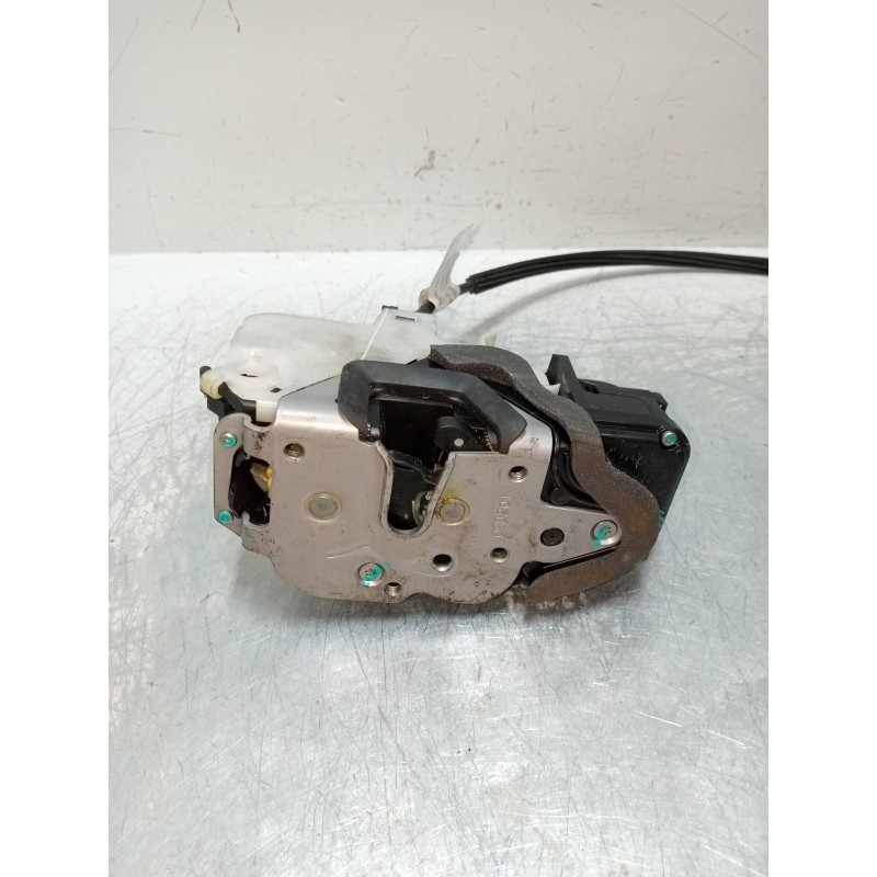 Recambio de motor cierre centralizado delantero derecho para opel insignia berlina 1.8 16v referencia OEM IAM 13503802  5P