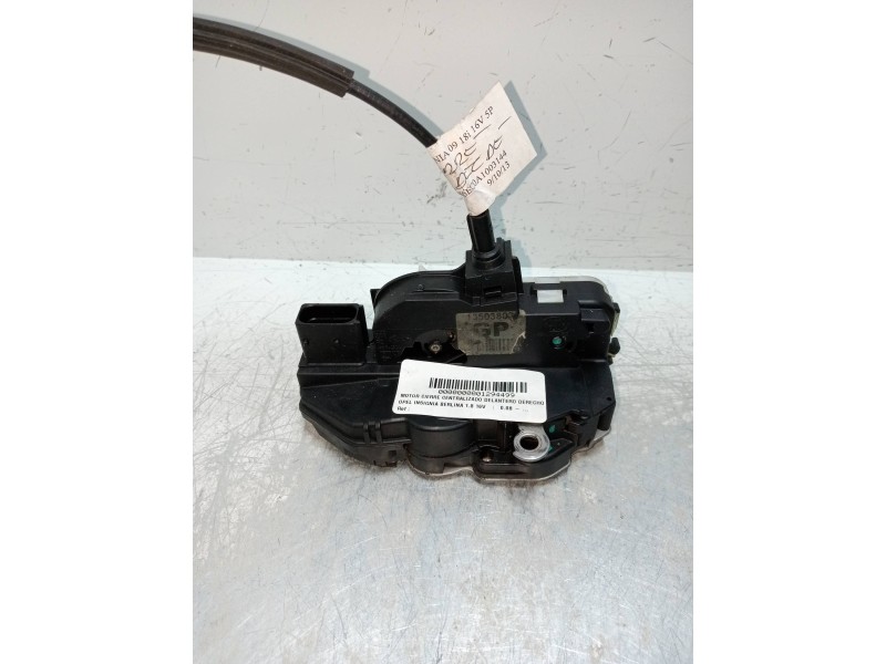 Recambio de motor cierre centralizado delantero derecho para opel insignia berlina 1.8 16v referencia OEM IAM 13503802  5P