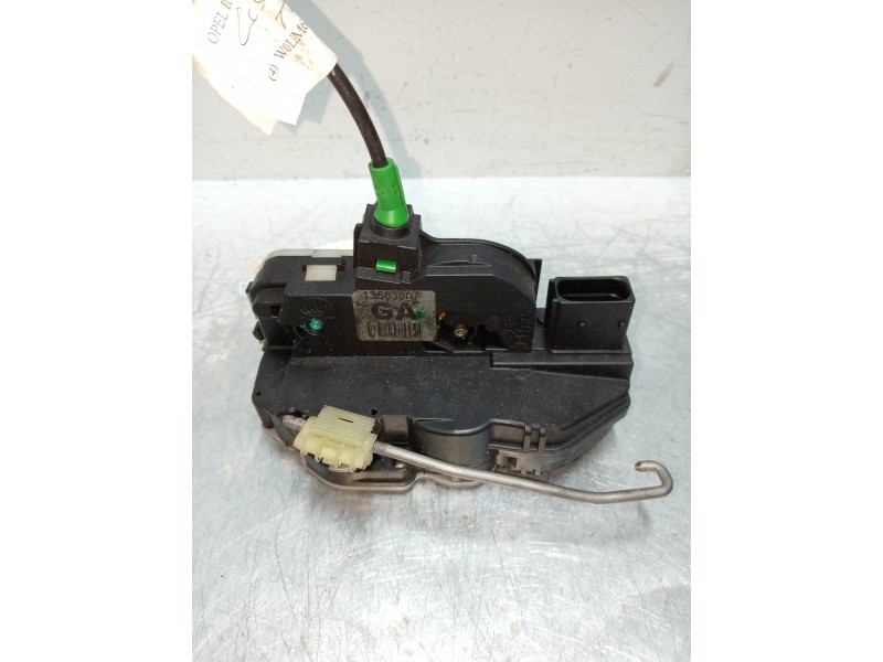 Recambio de motor cierre centralizado trasero izquierdo para opel insignia berlina 1.8 16v referencia OEM IAM 13503807  5P