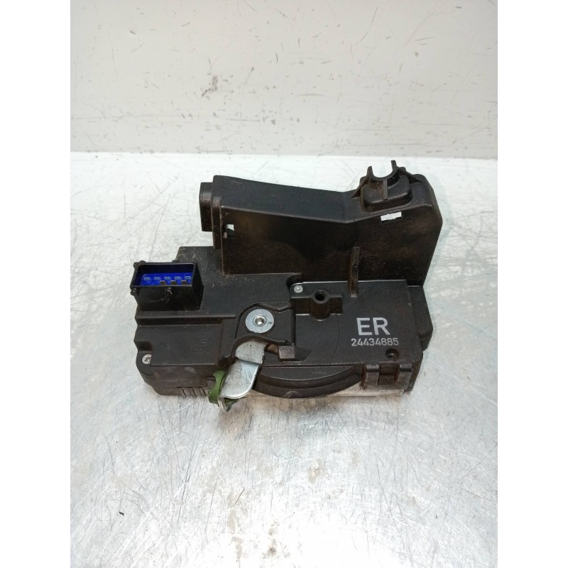 Recambio de motor cierre centralizado delantero derecho para opel corsa c 1.7 16v di cat (y 17 dtl / lk8) referencia OEM IAM 244