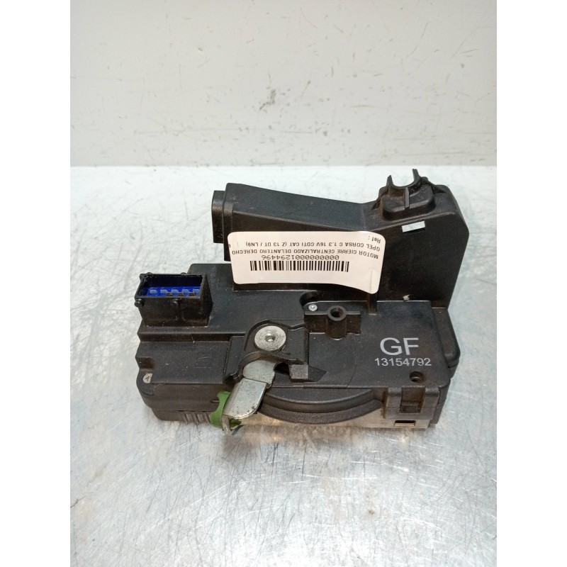 Recambio de motor cierre centralizado delantero derecho para opel corsa c 1.3 16v cdti cat (z 13 dt / ln9) referencia OEM IAM 13
