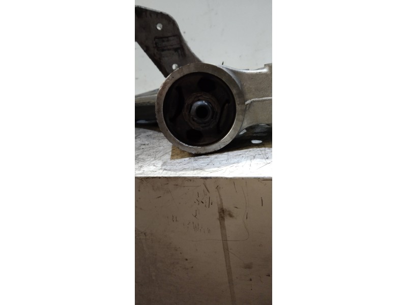 Recambio de brazo suspension inferior delantero izquierdo para volkswagen polo (9n1) highline referencia OEM IAM   