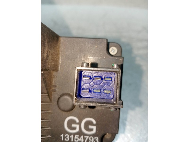 Recambio de motor cierre centralizado trasero izquierdo para opel corsa c blue line referencia OEM IAM 13154793  5P